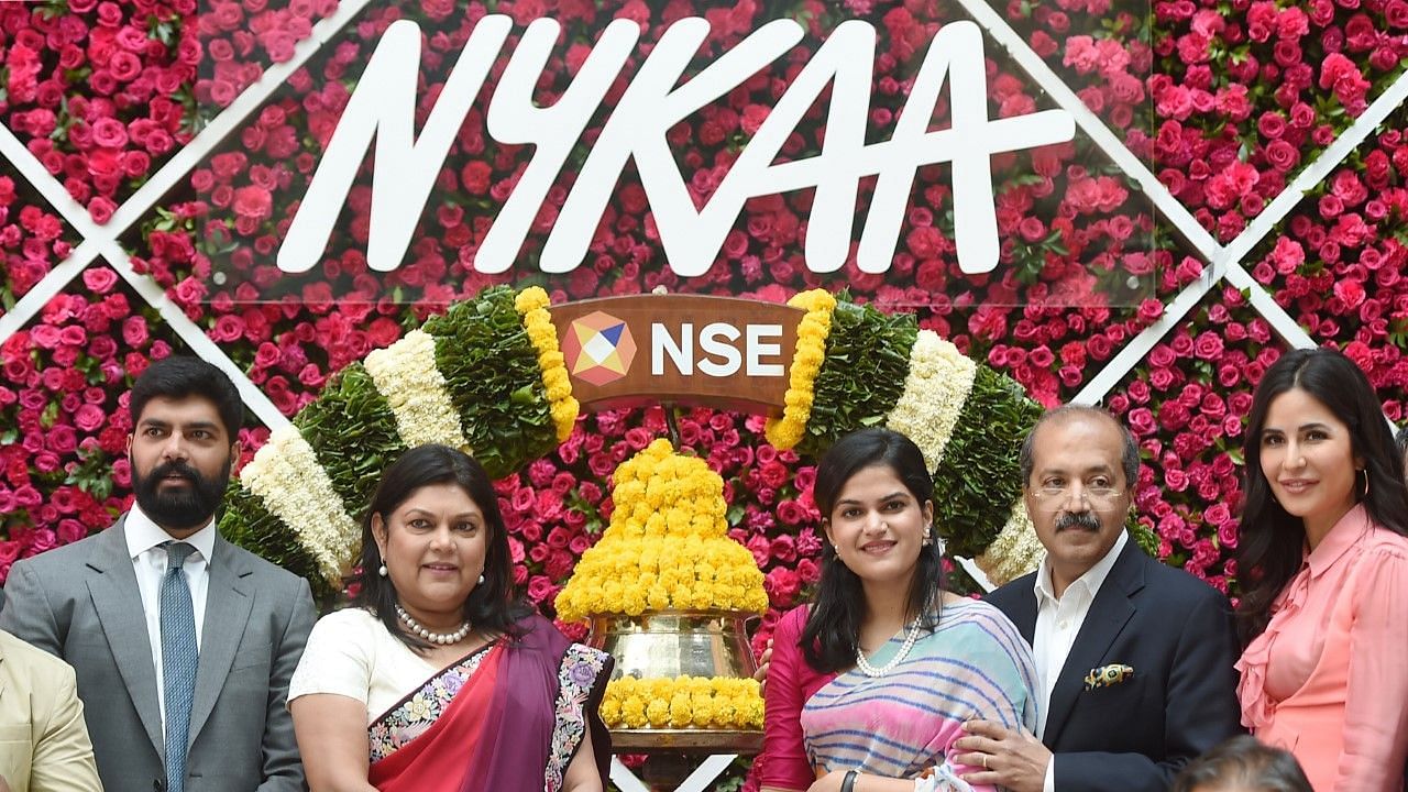 <div class="paragraphs"><p>Falguni Nayar, Managing Director and CEO of Nykaa, along with her daughter Advaita attends the company's IPO listing ceremony at the National Stock Exchange, Mumbai.</p></div>