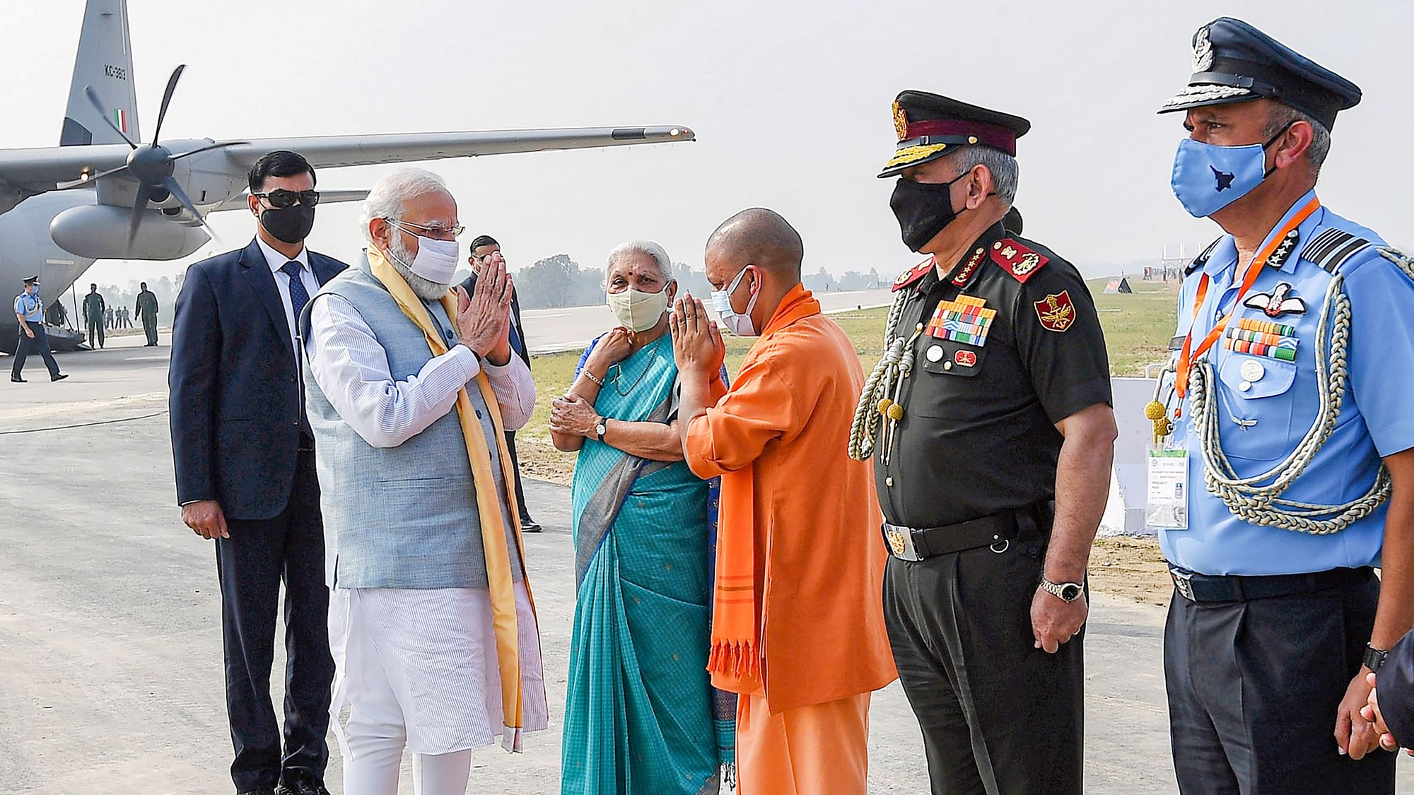 <div class="paragraphs"><p>Prime Minister Narendra Modi inaugurated the Purvanchal Expressway at Karwal Kheri on Tuesday.</p></div>