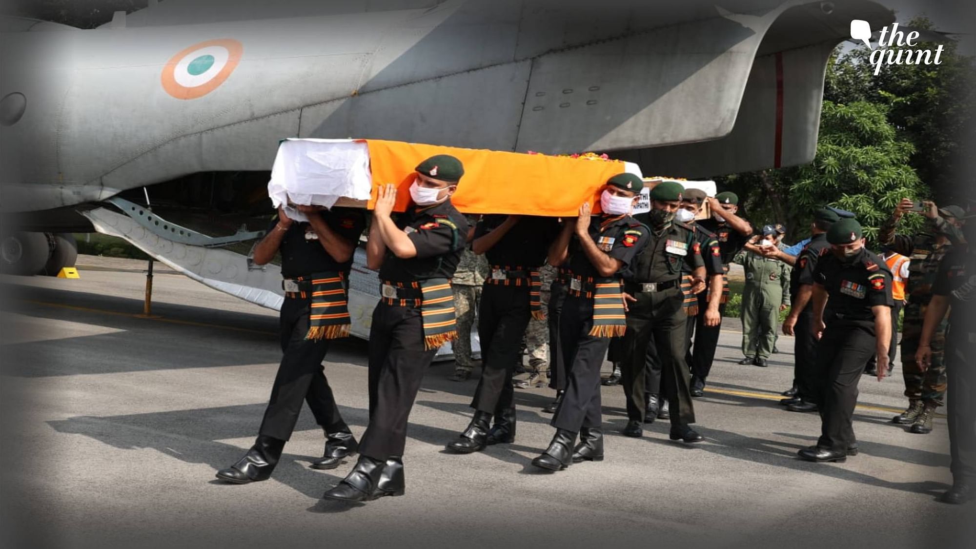 <div class="paragraphs"><p>On November 15, the mortal remains of the colonel and his family were flown to Chhattisgarh's Raighar.</p></div>