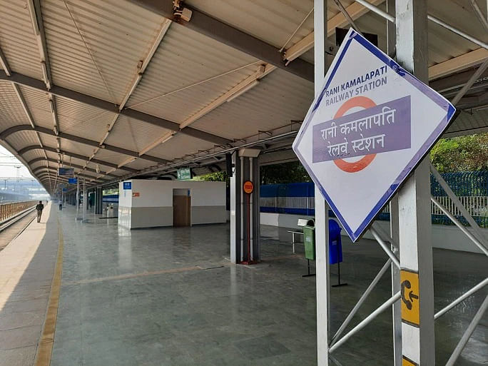 Rani Kamlapati Railway Station was inaugurated on 15 November by Prime Minister Narendra Modi.