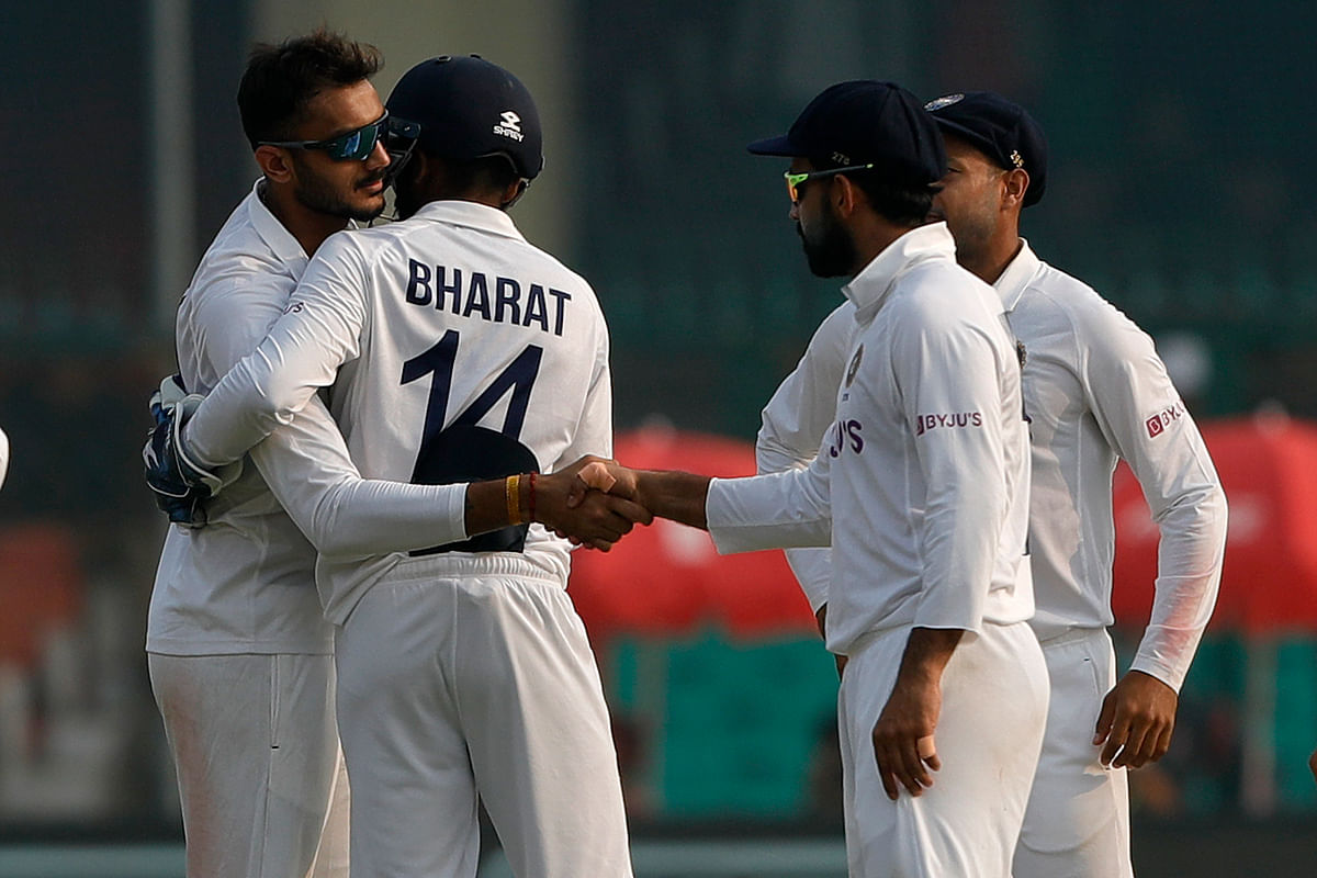 India finished Day 3 of the Kanpur Test at 14/1.