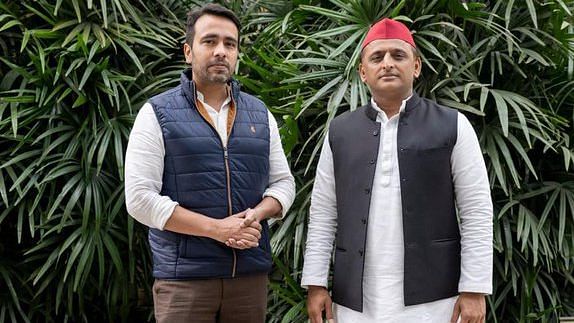<div class="paragraphs"><p>Amid speculations of a possible alliance ahead of Assembly elections in Uttar Pradesh, Rashtriya Lok Dal (RLD) chief Jayant Singh Chaudhary on Tuesday, 23 November, tweeted a photograph with Samajwadi Party Chief Akhilesh Yadav.</p></div>