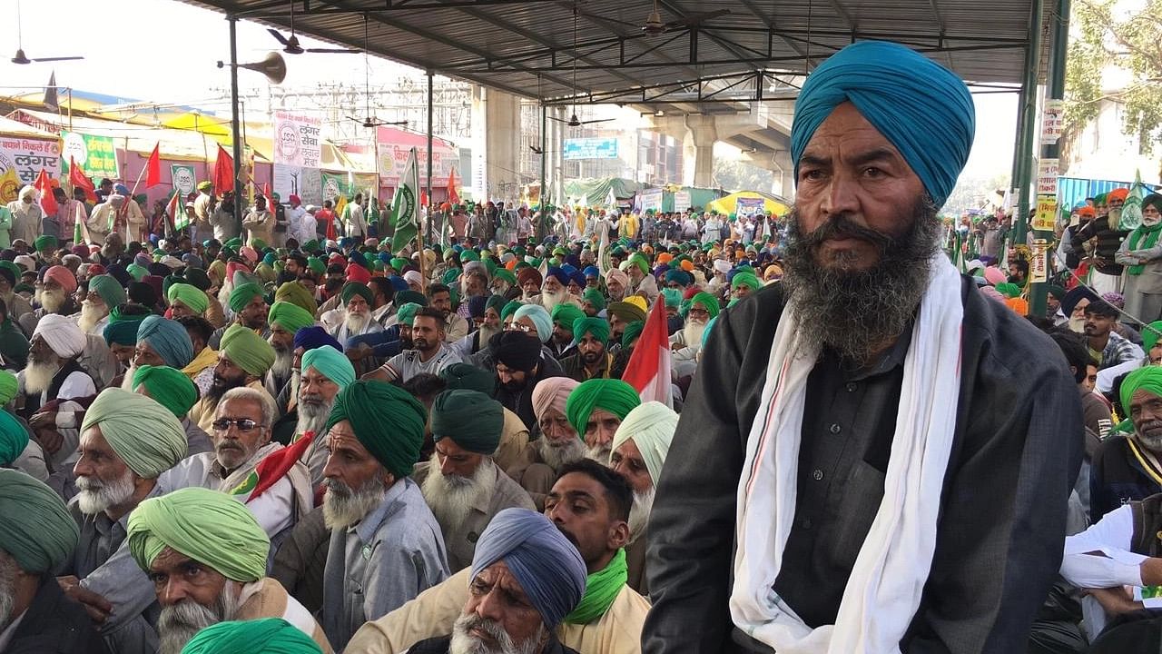 <div class="paragraphs"><p>Farmers at the Sidhu border marking one year of protest agains &nbsp;t the controversial farm laws.</p></div>
