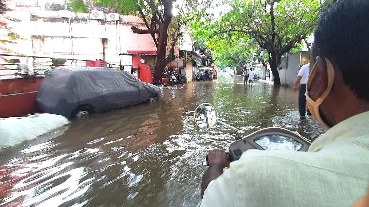 <div class="paragraphs"><p>Several areas of Tamil Nadu, Puducherry, and Andhra Pradesh are likely to witness heavy rains yet again over the next five days.</p></div>