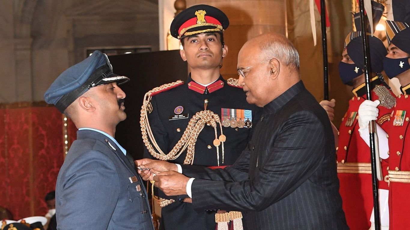 <div class="paragraphs"><p>Indian Air Force (IAF) Group Captain Abhinandan Varthaman, was on Monday, 22 November, awarded the Vir Chakra by President Ram Nath Kovind in an investiture ceremony.</p></div>