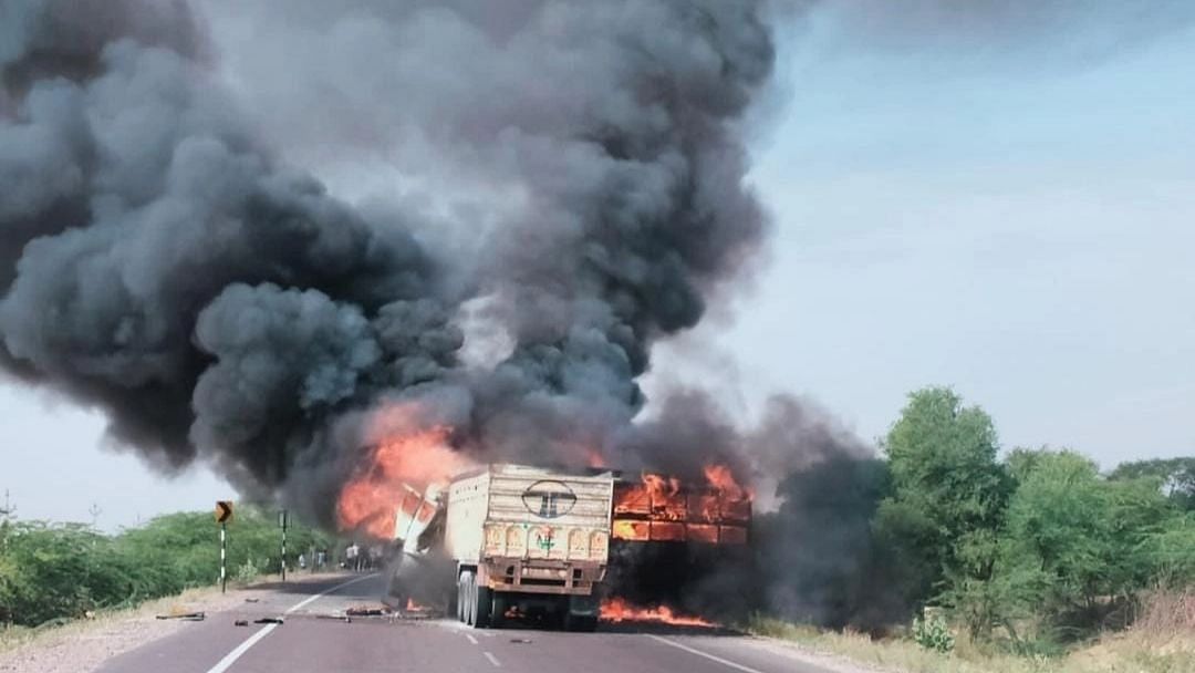 <div class="paragraphs"><p>12 people have died after a bus they were travelling in caught fire after colliding with a trailer on the Jodhpur National Highway in Barmer district on Wednesday, 10 November, police said</p></div>