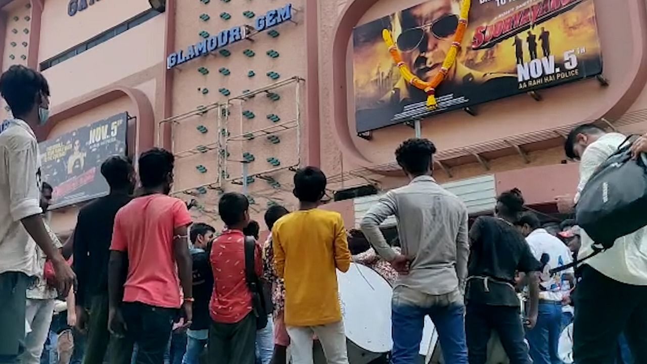 Punjab Cinemas Halt &#39;Sooryavanshi&#39; Screening Amid Protests From Farmers