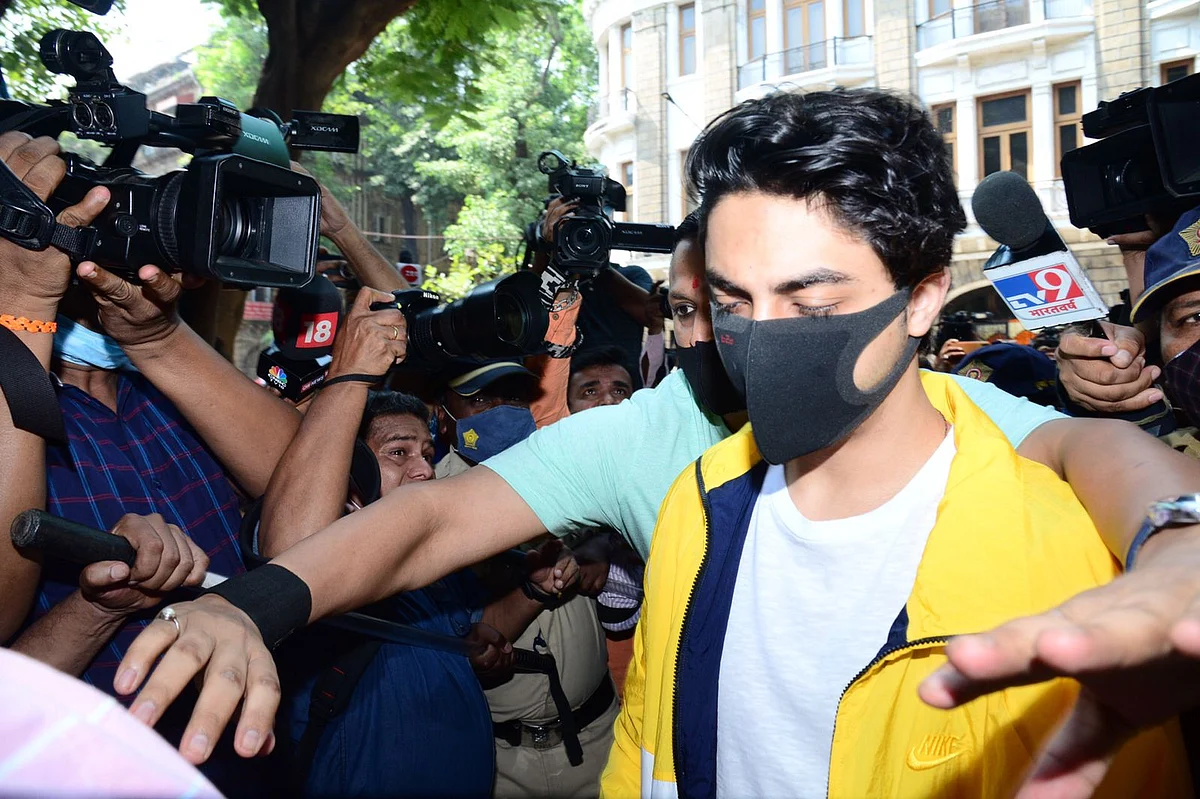 Aryan Khan Appears Before NCB as Per a Bail Condition