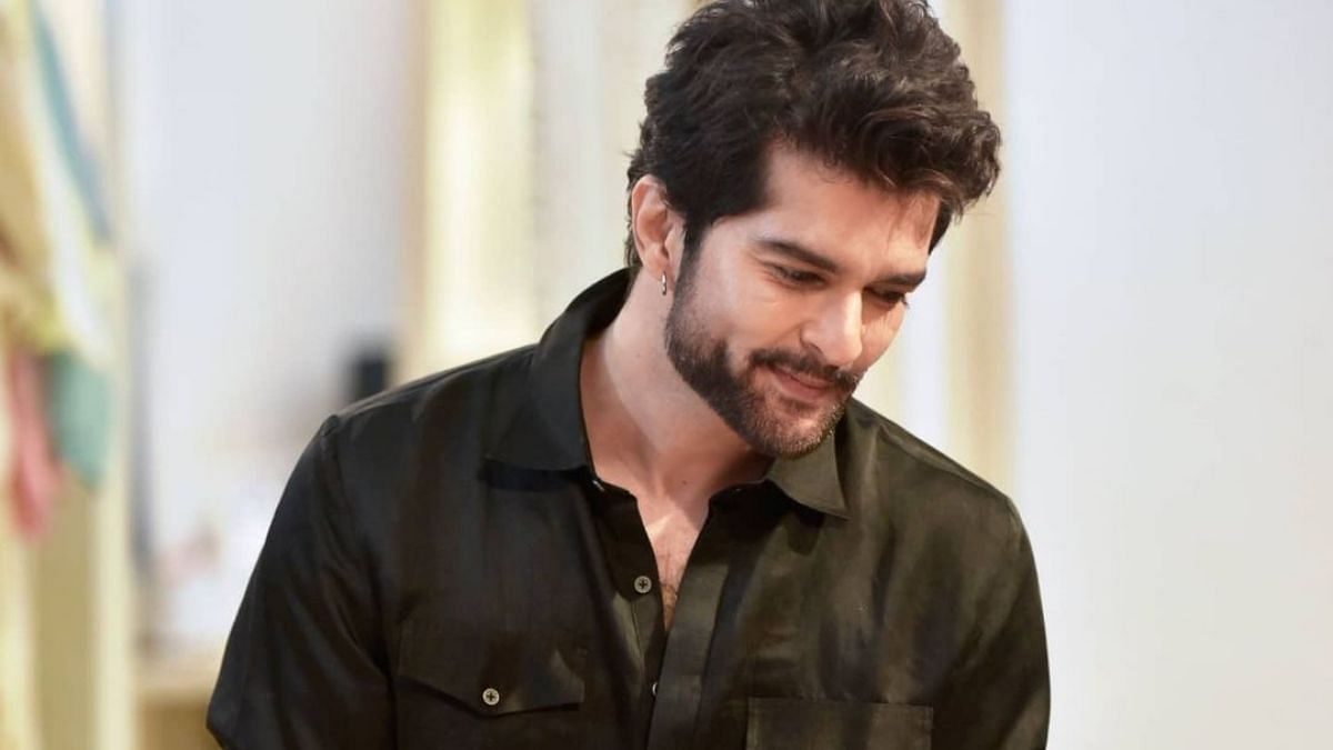 Raqesh Bapat Announces His Exit From 'Bigg Boss 15' With Special Note For Fans