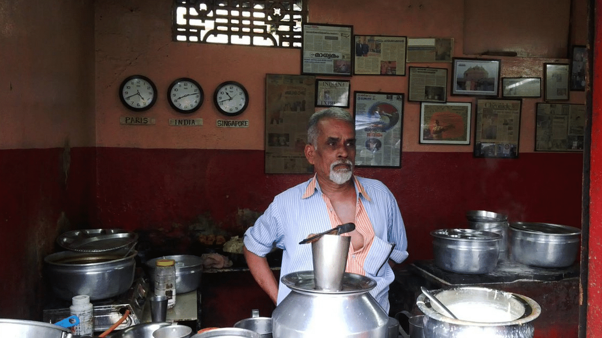 Kerala Tea Seller, Famous for World Tours With Wife, Passes Away at 71