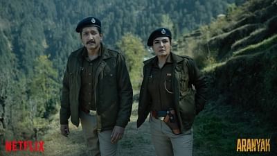 <div class="paragraphs"><p>Actors Raveena Tandon and Parambrata Chattopadhyay in a still from the new Netflix show, <em>Aranyak</em>.</p></div>