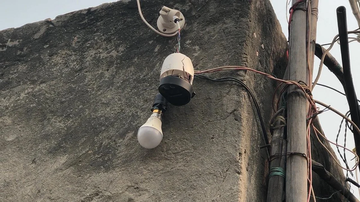 <div class="paragraphs"><p>The CCTV camera Mimi Bibi was pointing towards.</p></div>