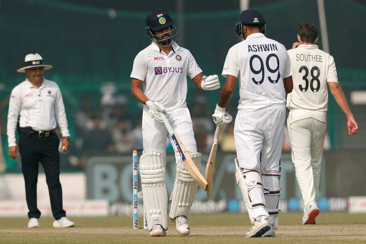 India ended Day 3 of the Kanpur Test with a 63-run lead over New Zealand.