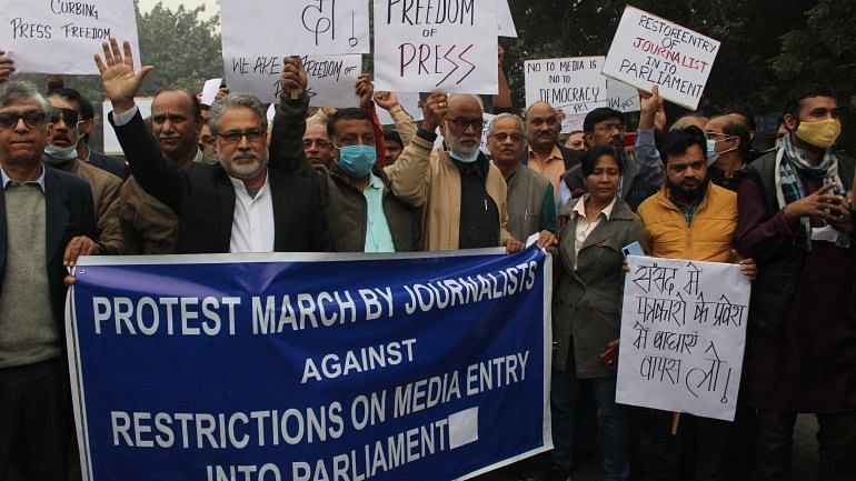 <div class="paragraphs"><p>Demanding to restore their entry in Parliament, journalists, members of the Press Club of India, held a protest march on Thursday, 2 December.</p></div>