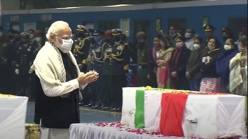 <div class="paragraphs"><p>Prime Minister Narendra Modi paid his respects to the CDS and other deceased on Thursday evening.</p></div>