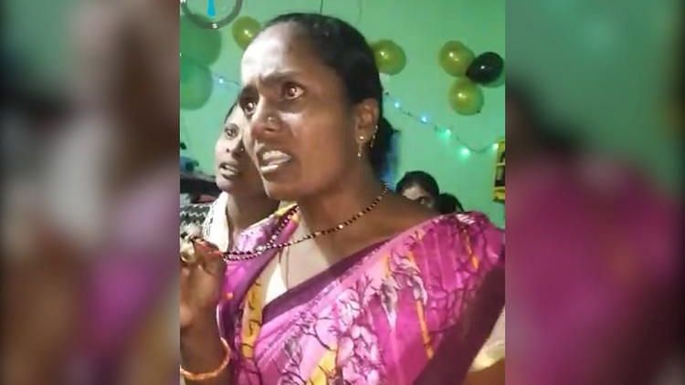 Karnataka Women Fend Off Bajrang Dal Men Questioning Christmas Celebrations