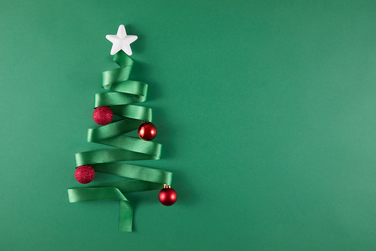 10 Beautiful Christmas Tree Decoration Ideas for 2021