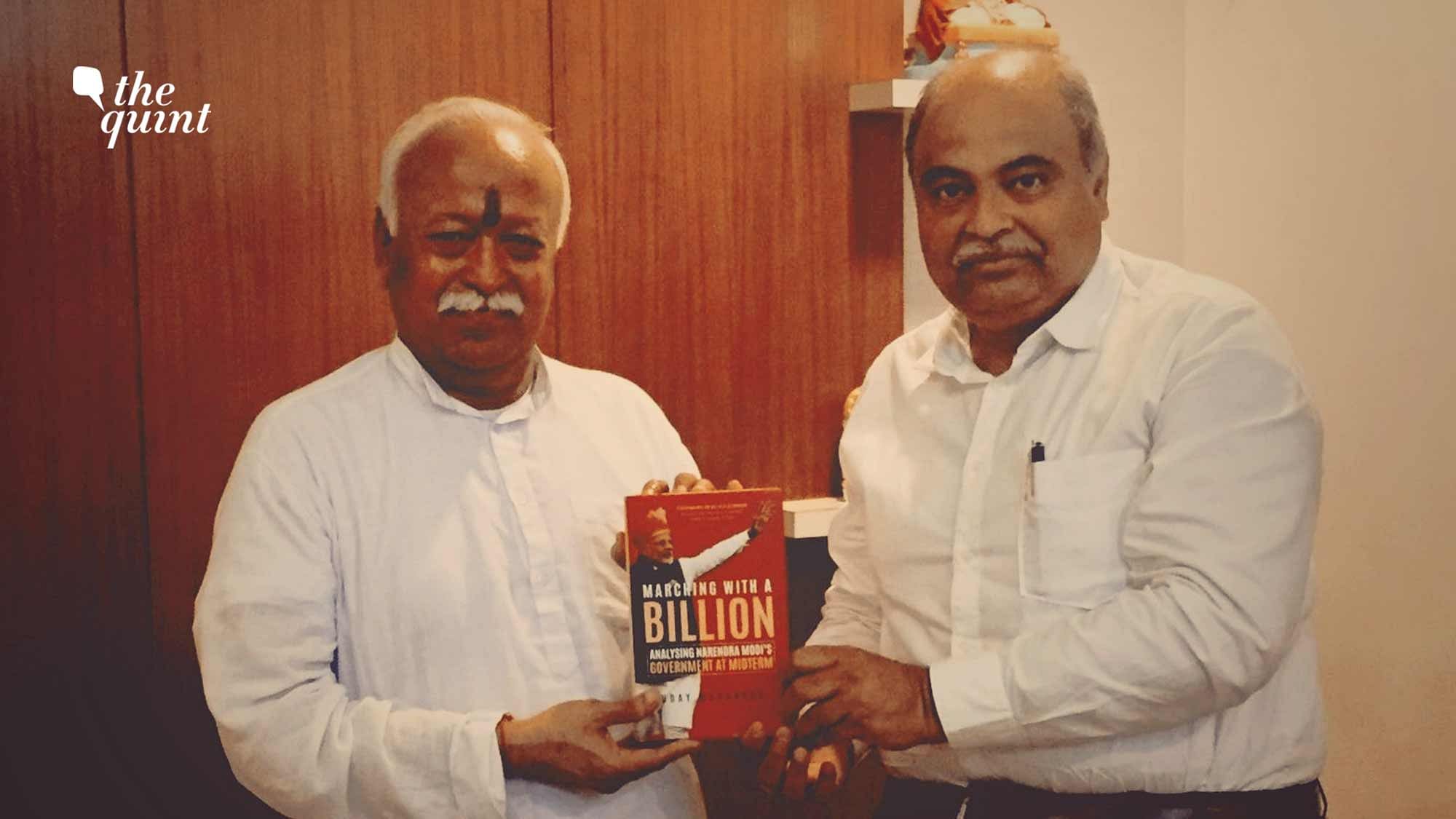 <div class="paragraphs"><p>Central Information Commissioner Uday Mahurkar (right) with RSS Chief Mohan Bhagwat.</p></div>