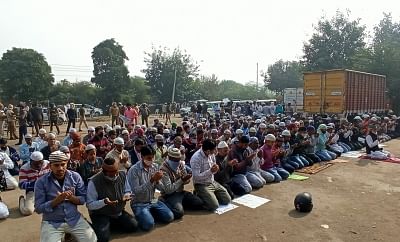 <div class="paragraphs"><p>Since September 2021, members of Hindu right-wing groups have been disrupting Friday prayers by the Muslim community in open spaces in Gurugram, despite these sites being designated by the state government for this purpose.</p></div>