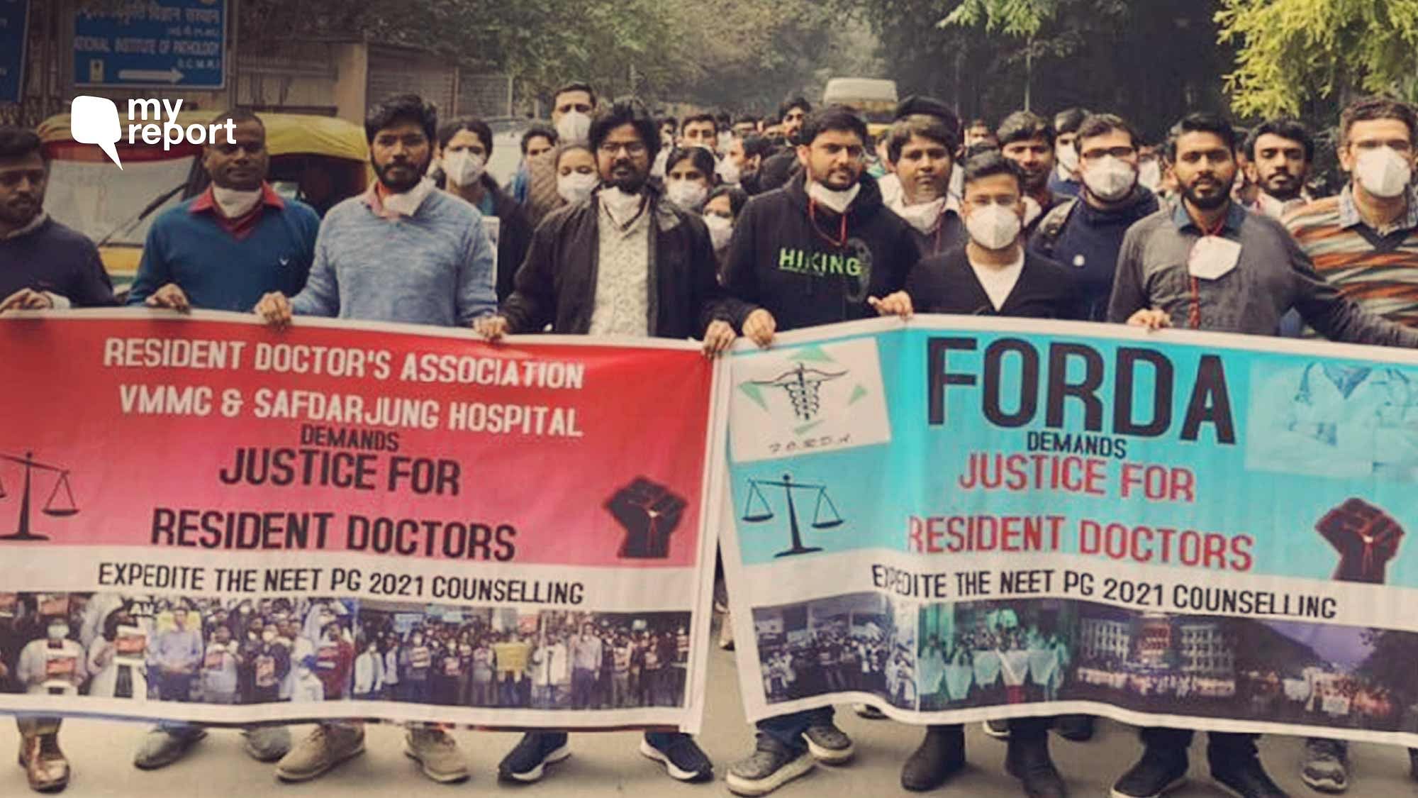 <div class="paragraphs"><p>Doctors protesting for the delay in NEET PG counselling.</p></div>