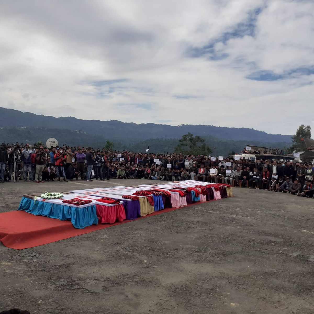 <div class="paragraphs"><p>Funeral service of the 13 deceased villagers in Nagaland.</p></div>