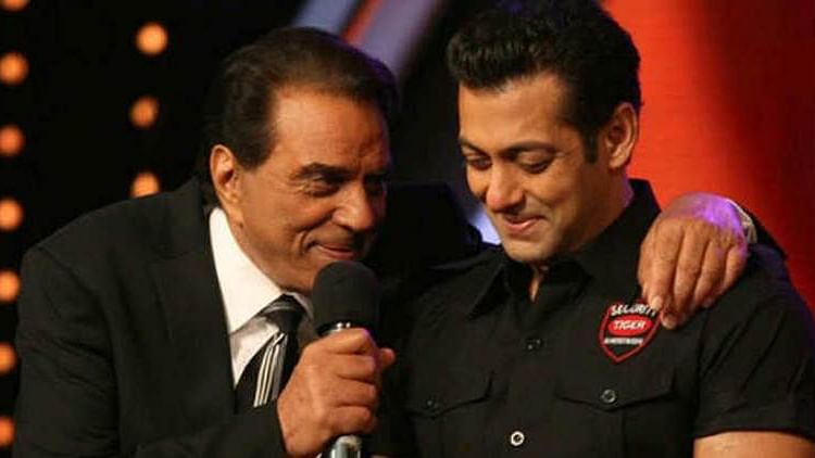 'Was Worried & Called Salman Khan After News of The Snake Bite': Dharmendra