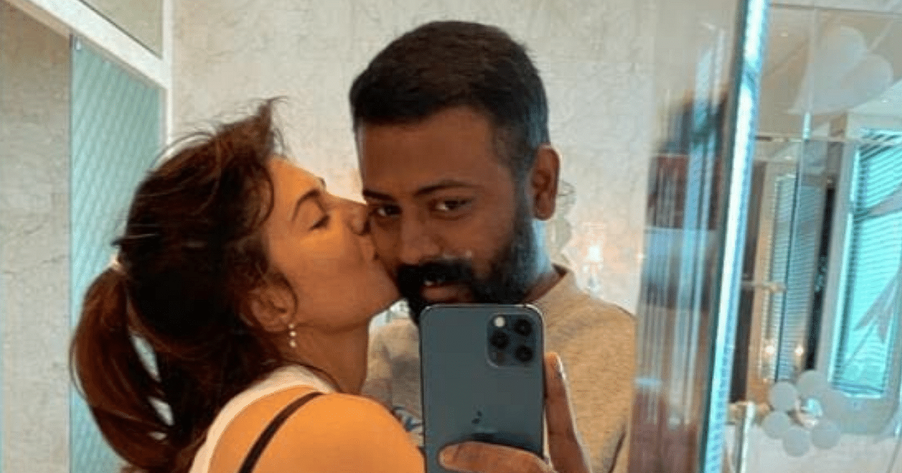 Accused Conman Sukesh Chandrasekhar's Pic With Jacqueline Fernandez Goes Viral