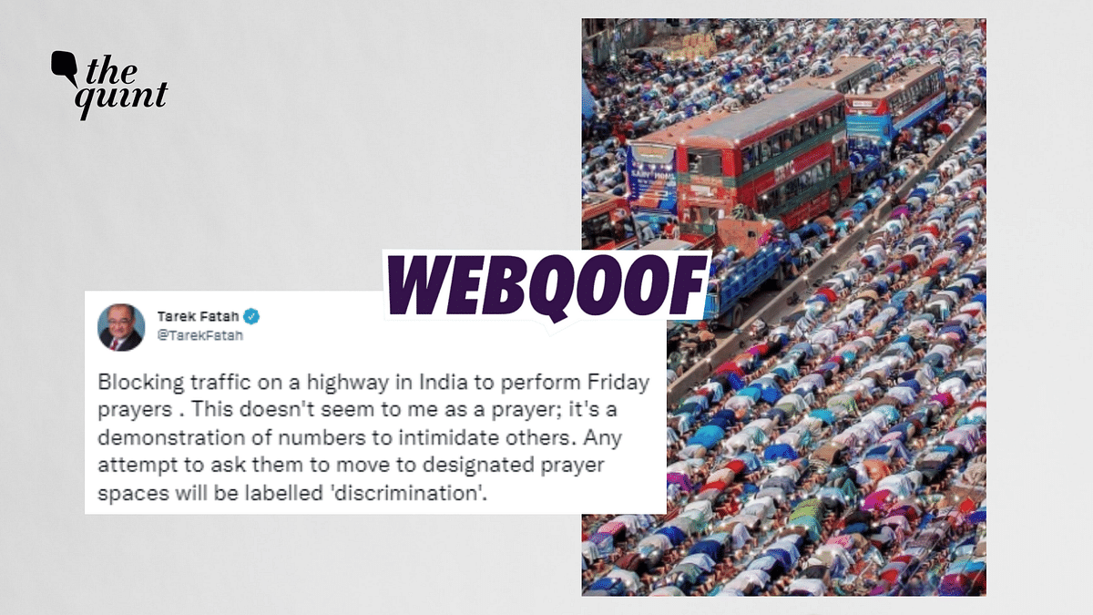 Photograph From Bangladesh Shared as Muslims Offering Namaz in India