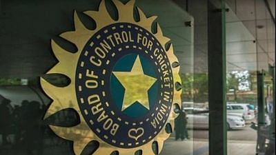 <div class="paragraphs"><p>BCCI postpones U-16 Vijay Merchant Trophy after surge in COVID-19 cases.</p></div>