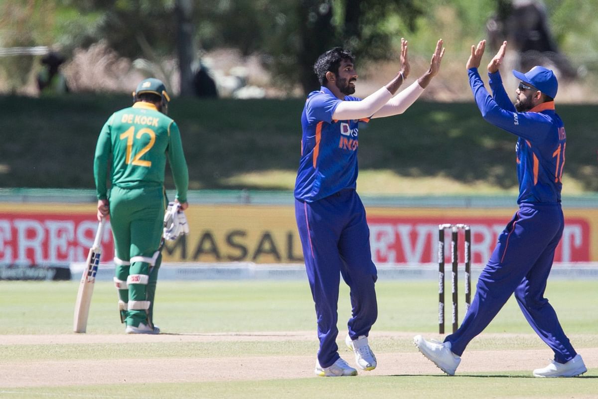 Hosts South Africa won the first ODI by 31 runs against India at Paarl. 