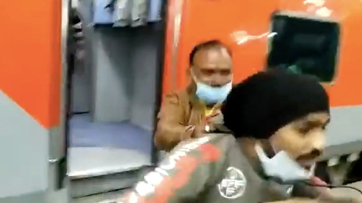 <div class="paragraphs"><p>On the night of Friday,14 January, two people a Muslim man and a Hindu woman, travelling together, were dragged out of an AC coach of the train at Ujjain railway station by members of Bajrang Dal.</p></div>