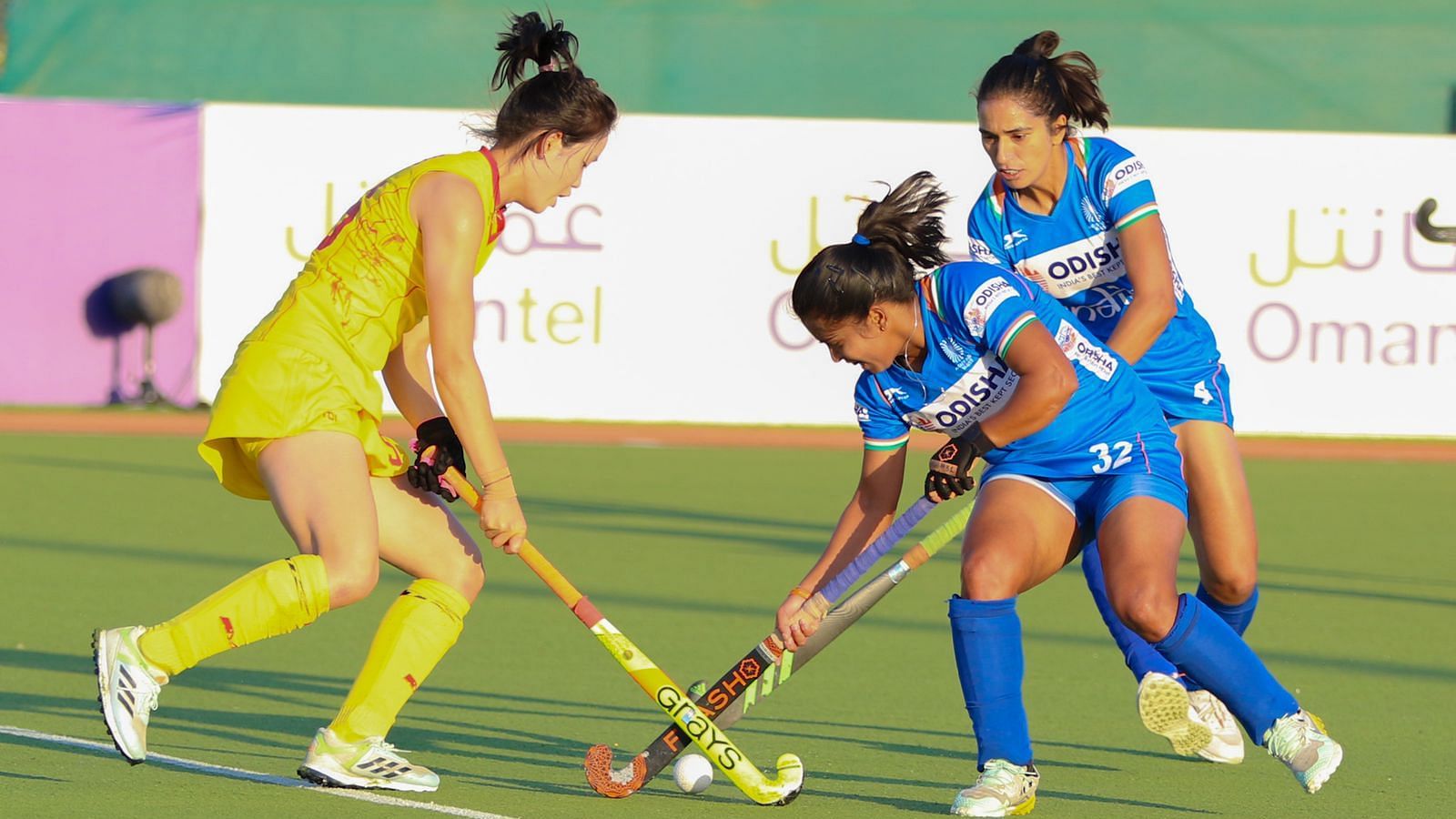<div class="paragraphs"><p>India beat China in the bronze medal match of the Asia Cup hockey tournament.</p></div>