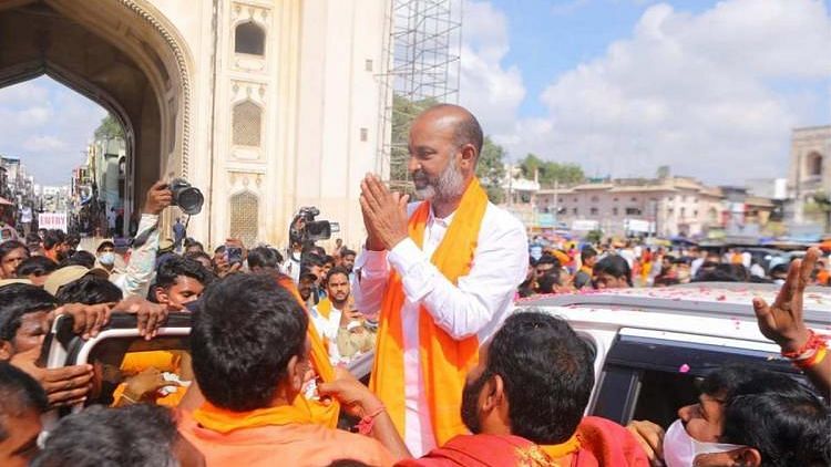 <div class="paragraphs"><p>The Telangana High Court on Wednesday, 5 January, granted bail to BJP state chief and MP Bandi Sanjay who was arrested three days ago for staging a protest defying COVID-19 norms.</p></div>