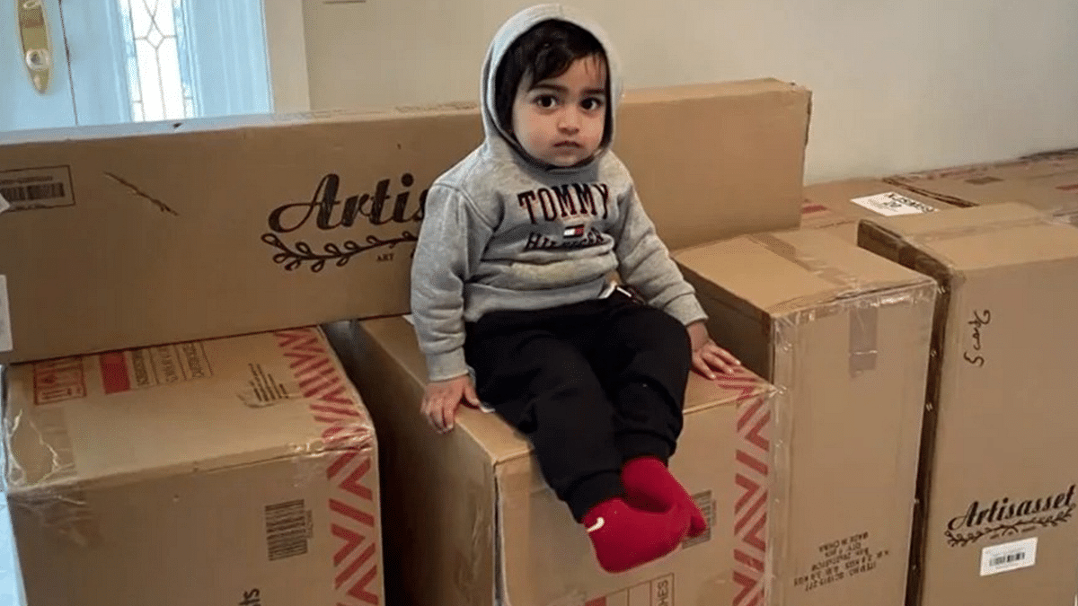 22-Month-Old Child Goes on Spending Spree, Buys Furniture Online Worth $1700