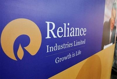 <div class="paragraphs"><p>Reliance to acquire Future Retail that includes Big Bazaar, FBB and Central.&nbsp;</p></div>