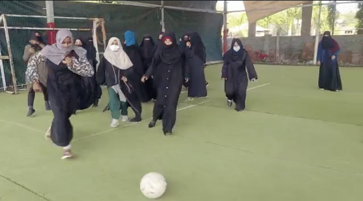 <div class="paragraphs"><p>In a private college in Madhya Pradesh’s Bhopal, girls protested against the events unfolding in Karnataka, by wearing the hijab and playing football and cricket.</p></div>