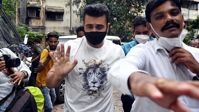 <div class="paragraphs"><p>There have been more arrests in the pornography films case in which Raj Kundra was arrested.&nbsp;</p></div>
