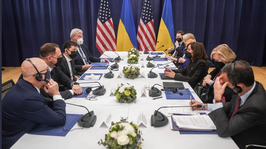 <div class="paragraphs"><p>American and Ukrainian leaders in a roundtable on the Ukraine crisis.</p></div>