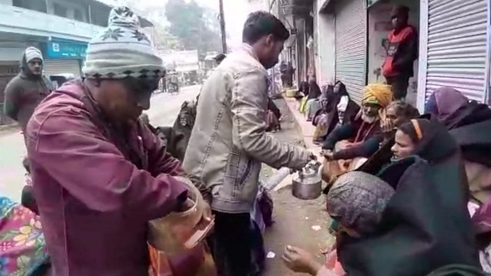 <div class="paragraphs"><p>Meet Sanjay Chandravanshi, a tea seller from Bihar's Gaya, who puts aside a part of his income to help the poor and homeless people in his neighbourhood.</p></div>