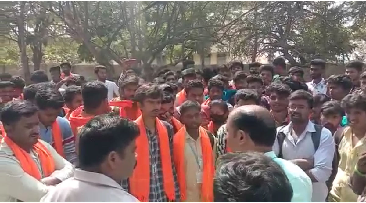 While Congress MLA Raje Gowda stopped saffron shawl protests in January, BJP MLA Srinivas Shetty fanned protests.
