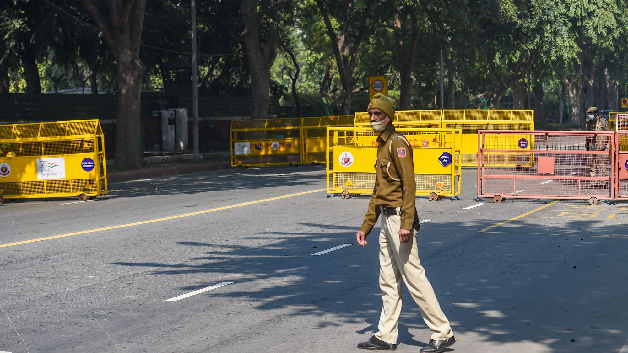 <div class="paragraphs"><p>Officials of the Delhi Police's Special Cell and the Bomb Disposal Squad reached Old Seemapuri after a bag containing an explosive was found in the area on Thursday, 17 February. Representative photo.</p></div>