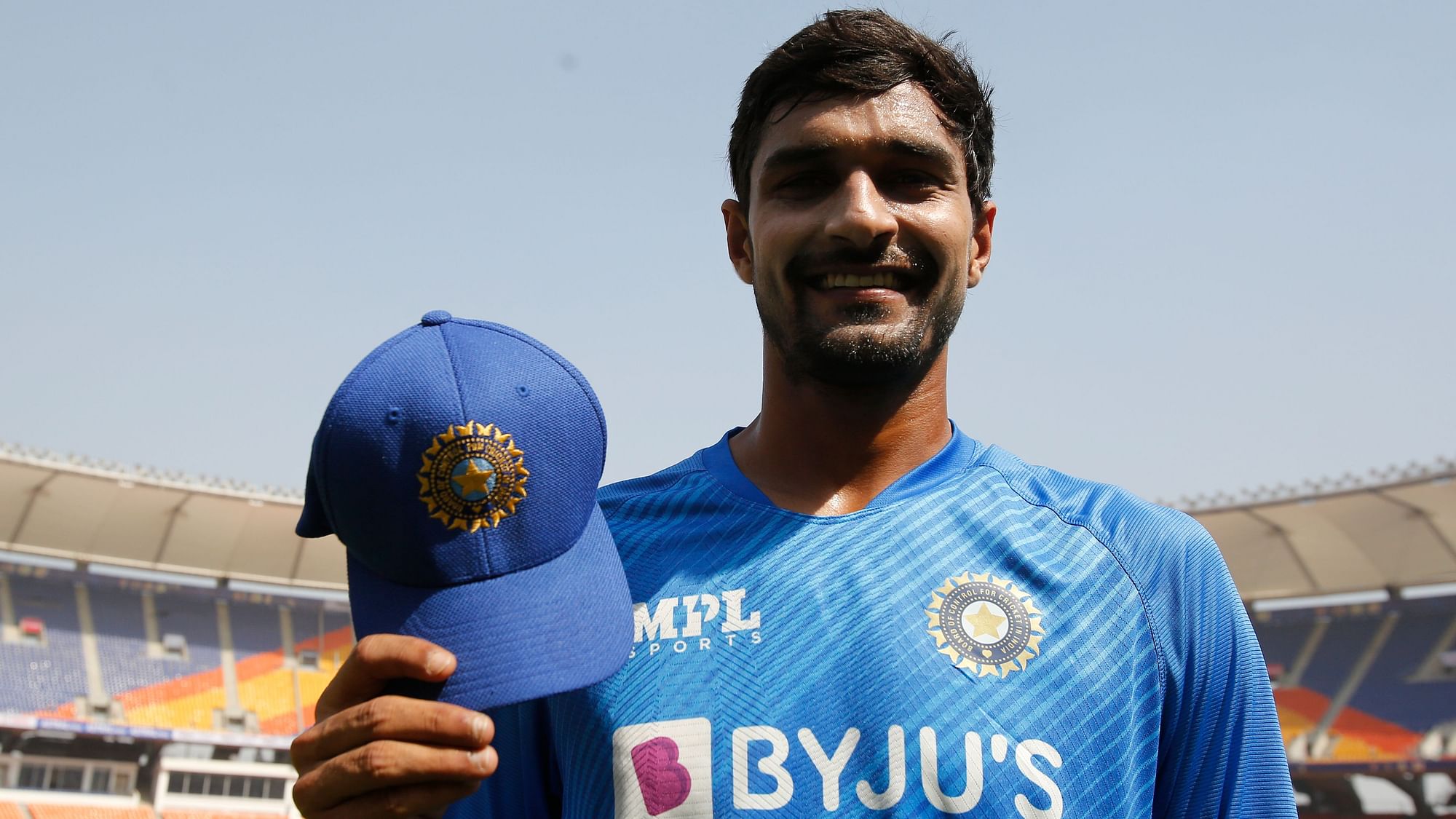 <div class="paragraphs"><p>Deepak Hooda with his India cap</p></div>