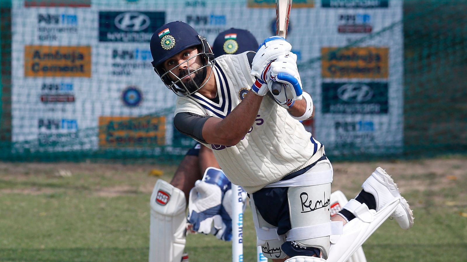 <div class="paragraphs"><p>Virat Kohli training in Mohali before his 100th Test </p></div>