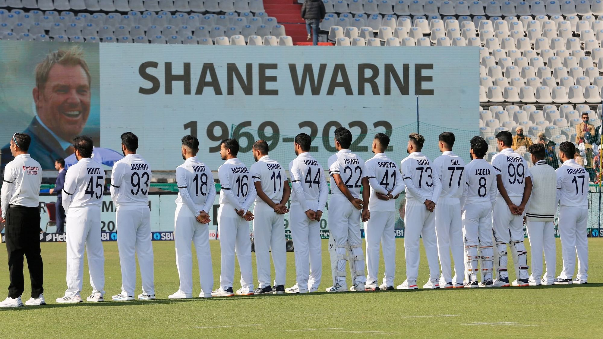 <div class="paragraphs"><p>Players from India and Sri Lanka pay respect to Shane Warne before the start of Day 2 of the first Test.</p></div>
