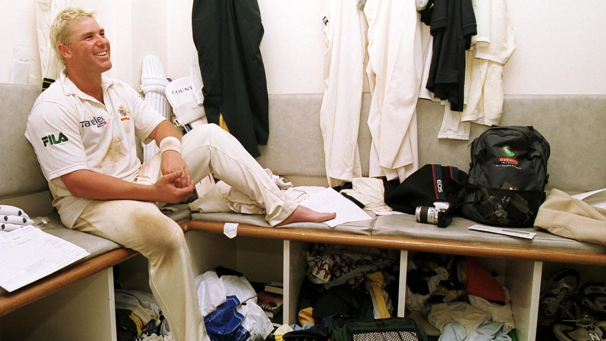 <div class="paragraphs"><p>Shane Warne in the dressing room.</p></div>