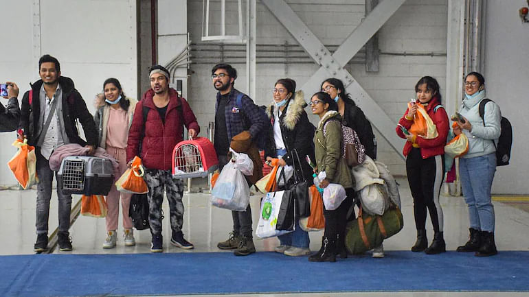 <div class="paragraphs"><p>Indian students, evacuated from crisis-hit Ukraine, arrive at the Hindon Air Force Station in Ghaziabad.</p></div>