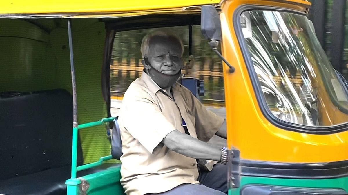 At 74, This Auto Driver Wants Nothing More Than to Be Independent
