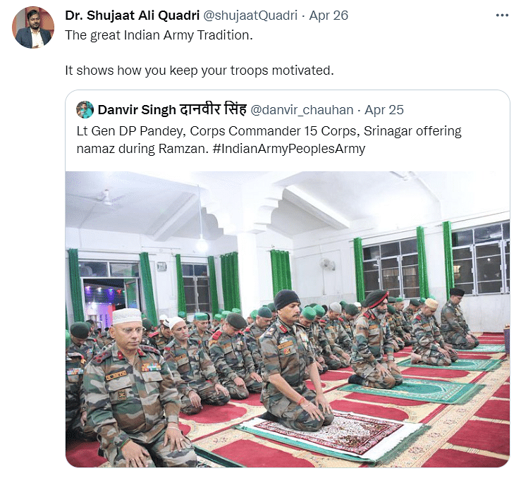 Heartwarming picture of Indian Army Officers offering Namaz during Ramzan went viral