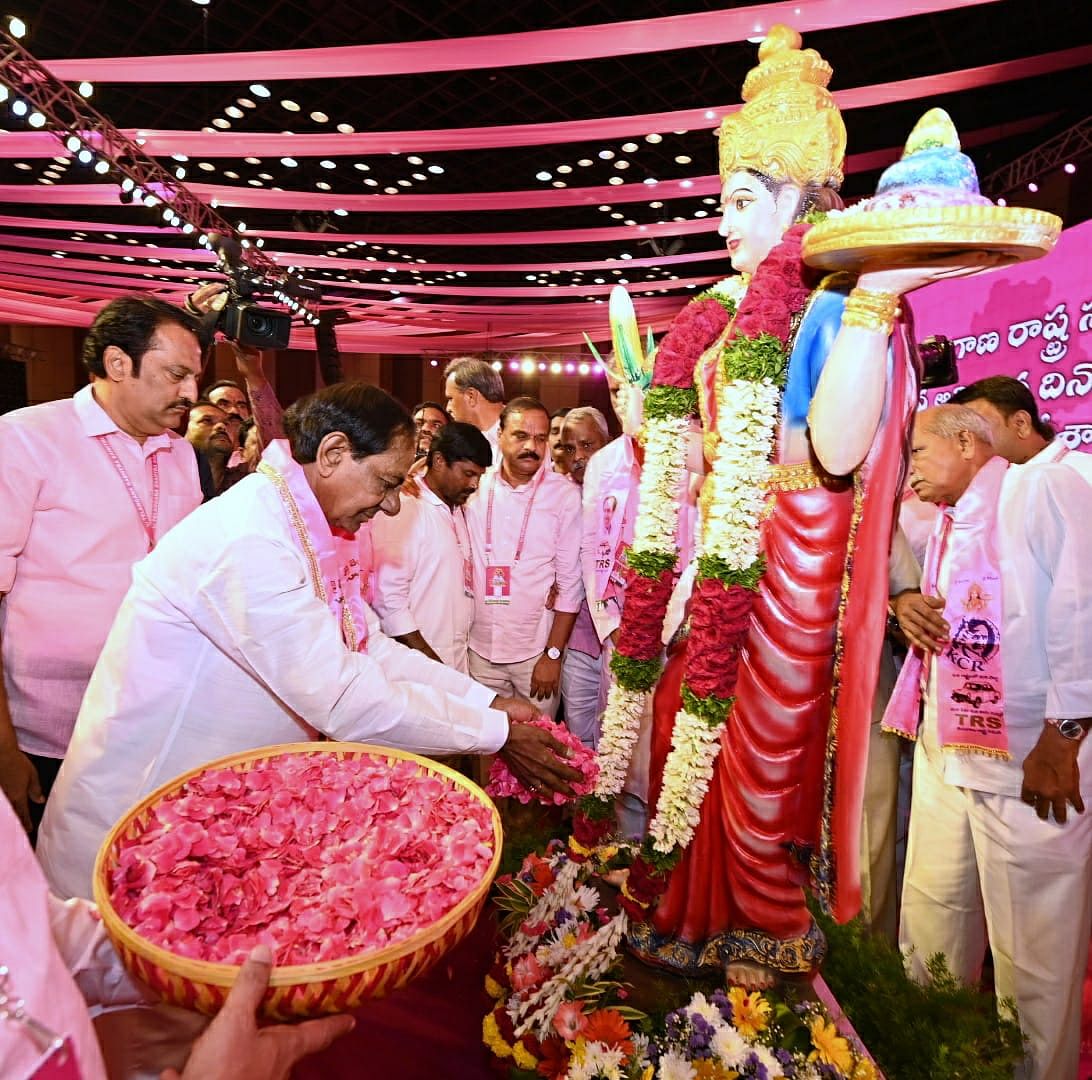 Telangana Chief Minister K Chandrashekar Rao has positioned himself against the BJP and its central government.  