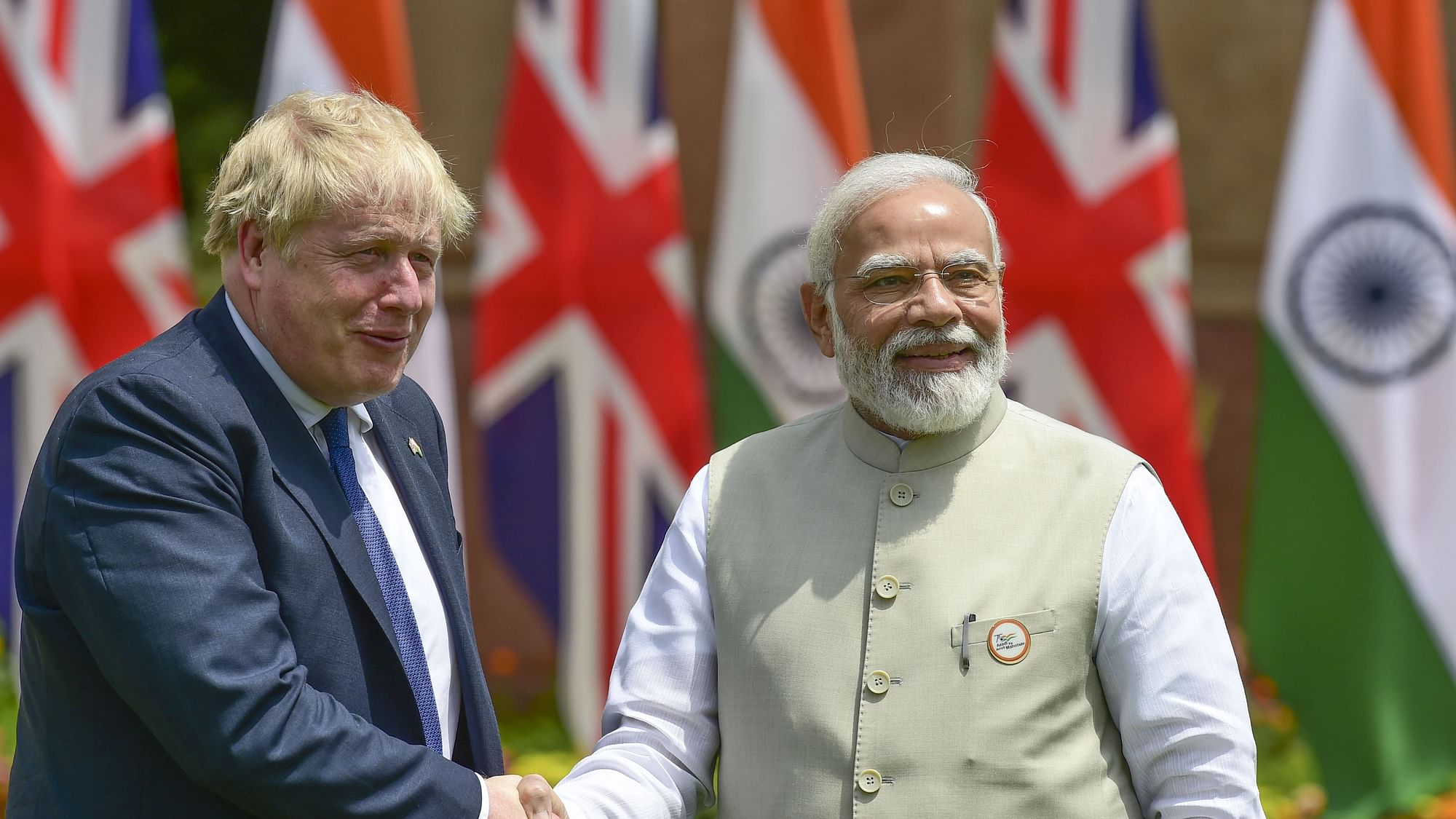 <div class="paragraphs"><p> Prime Minister Narendra Modi with British Prime Minister Boris Johnson at Hyderabad House, in New Delhi, on Friday, 22 April 2022.</p></div>